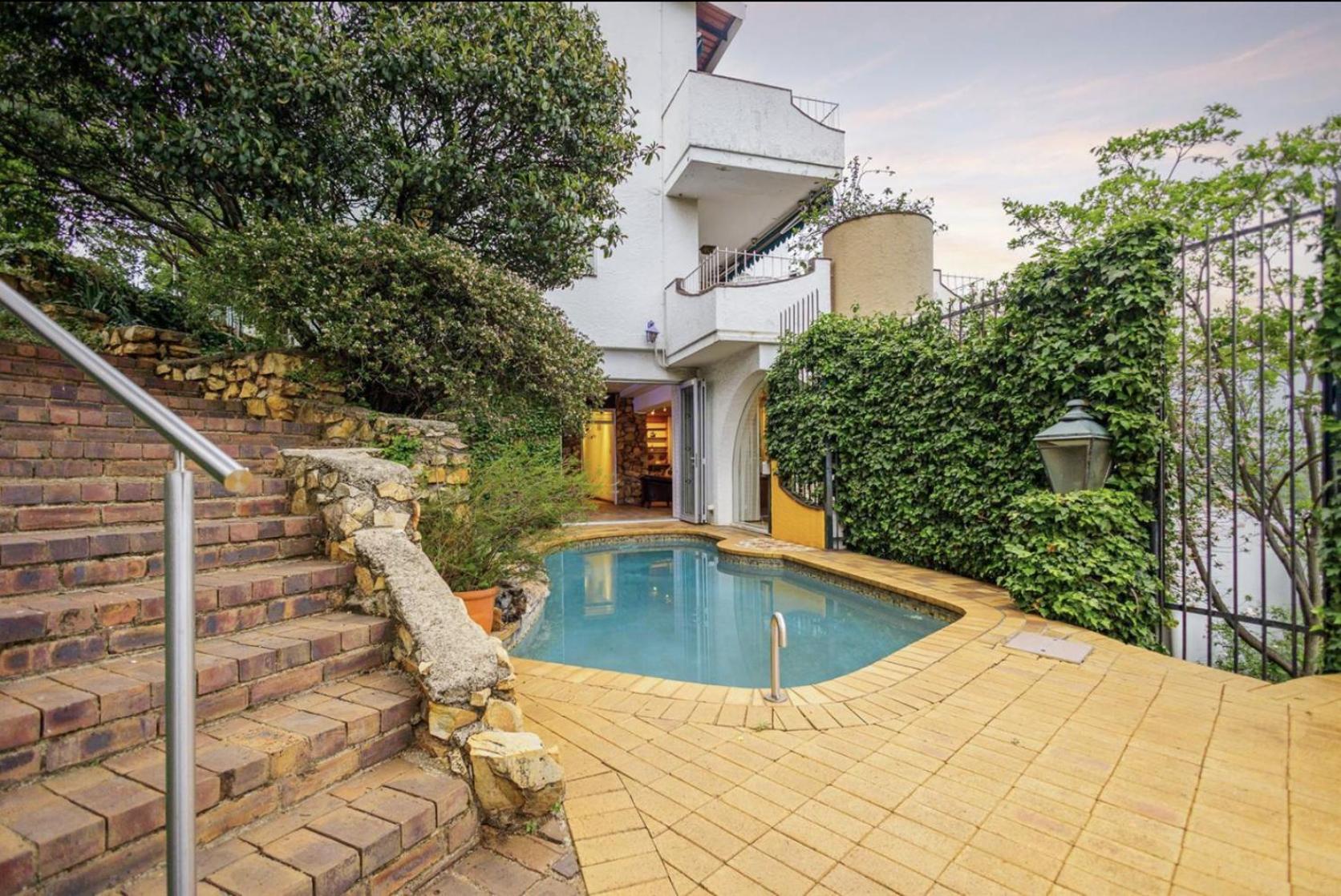 La Casa Blanca Hotel Johannesburg Exterior photo