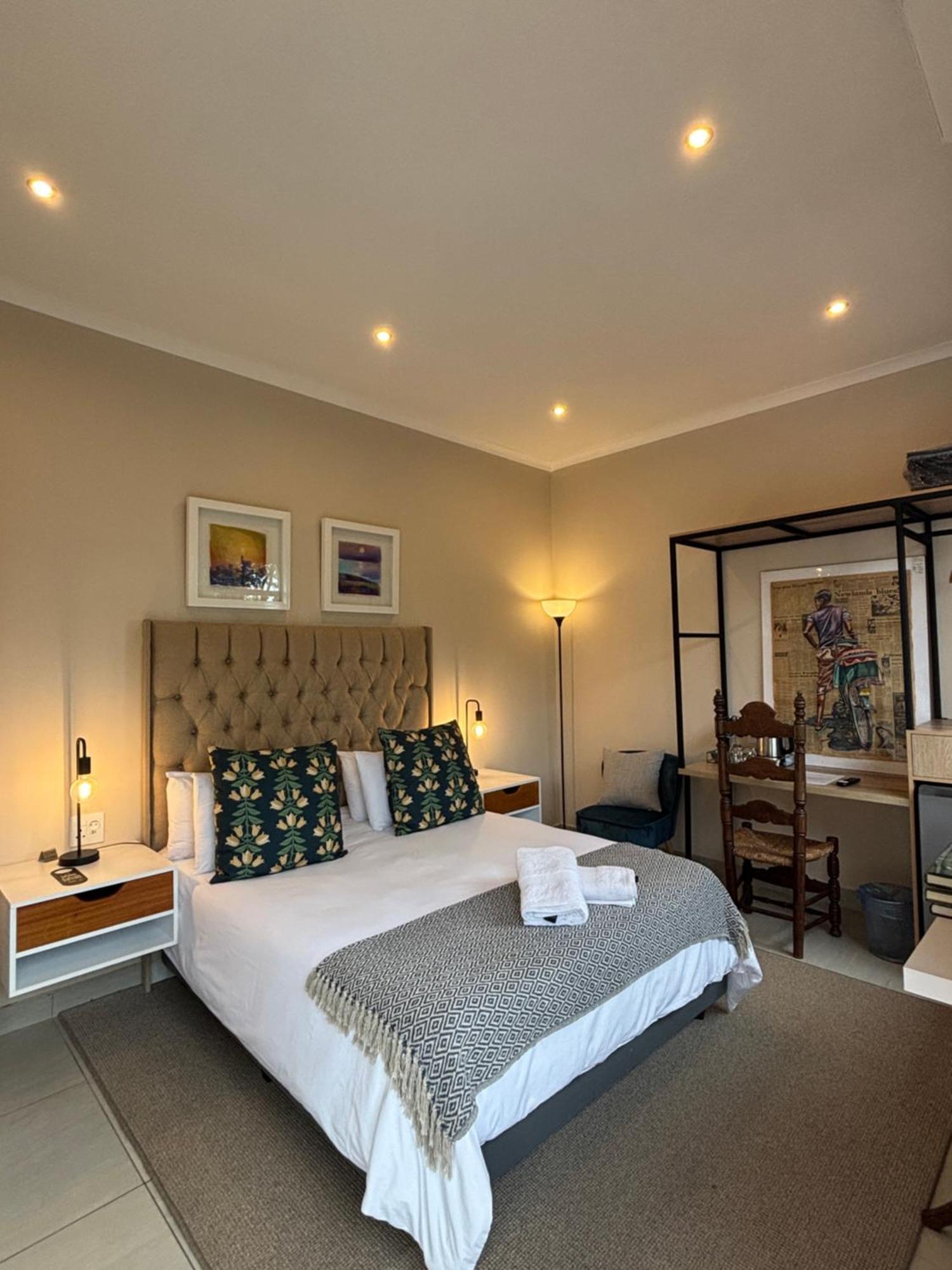 La Casa Blanca Hotel Johannesburg Exterior photo